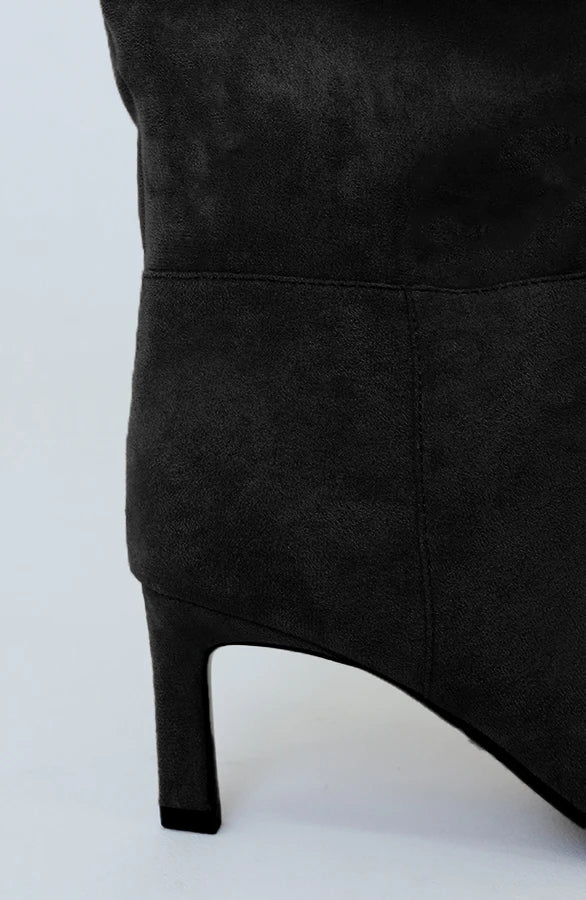 Stivali in pelle scamosciata neri